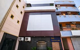 Fabhotel Lloyds Inn I